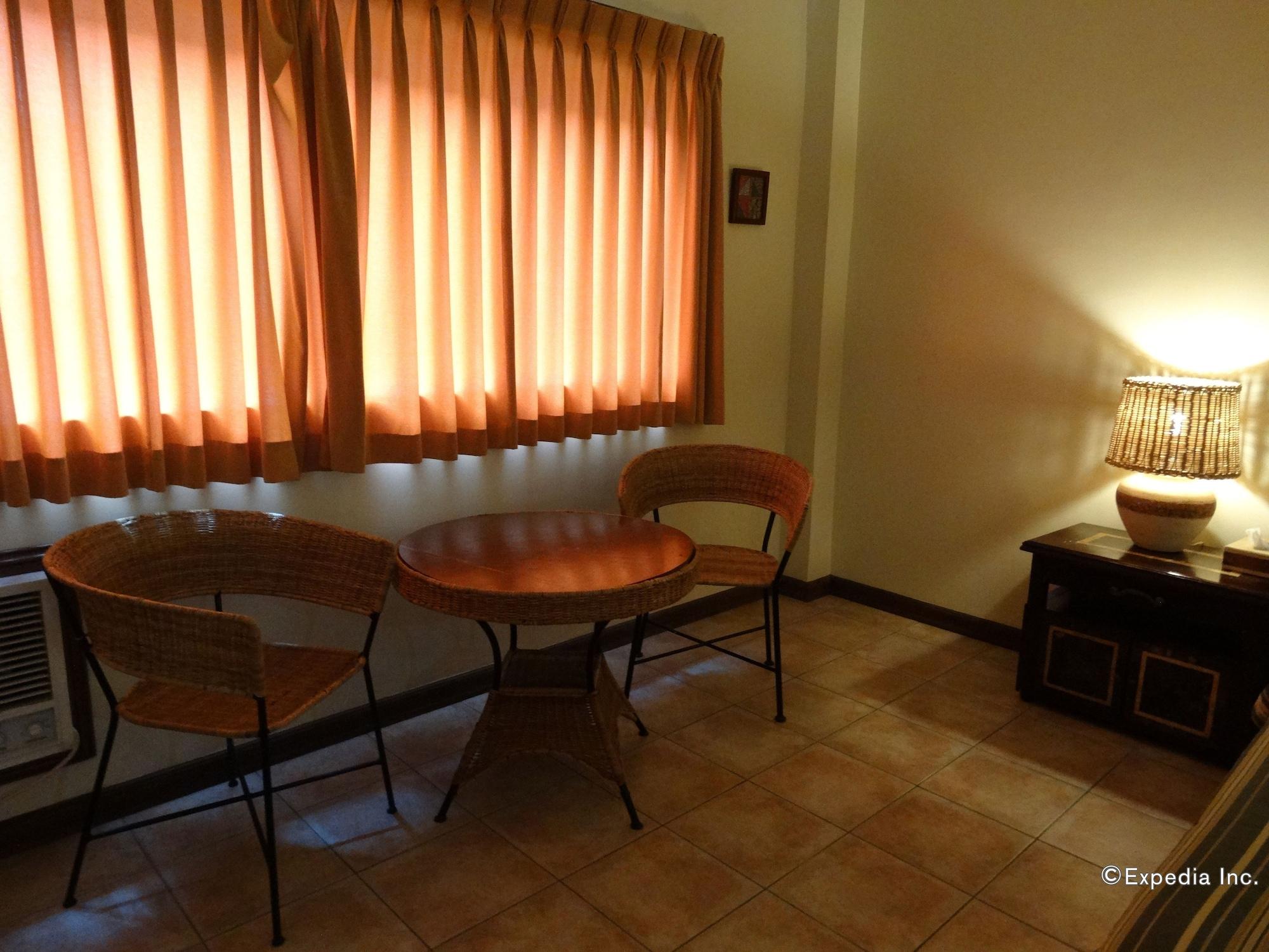 Citystate Asturias Hotel Palawan Пуэрто-Принцеса Экстерьер фото