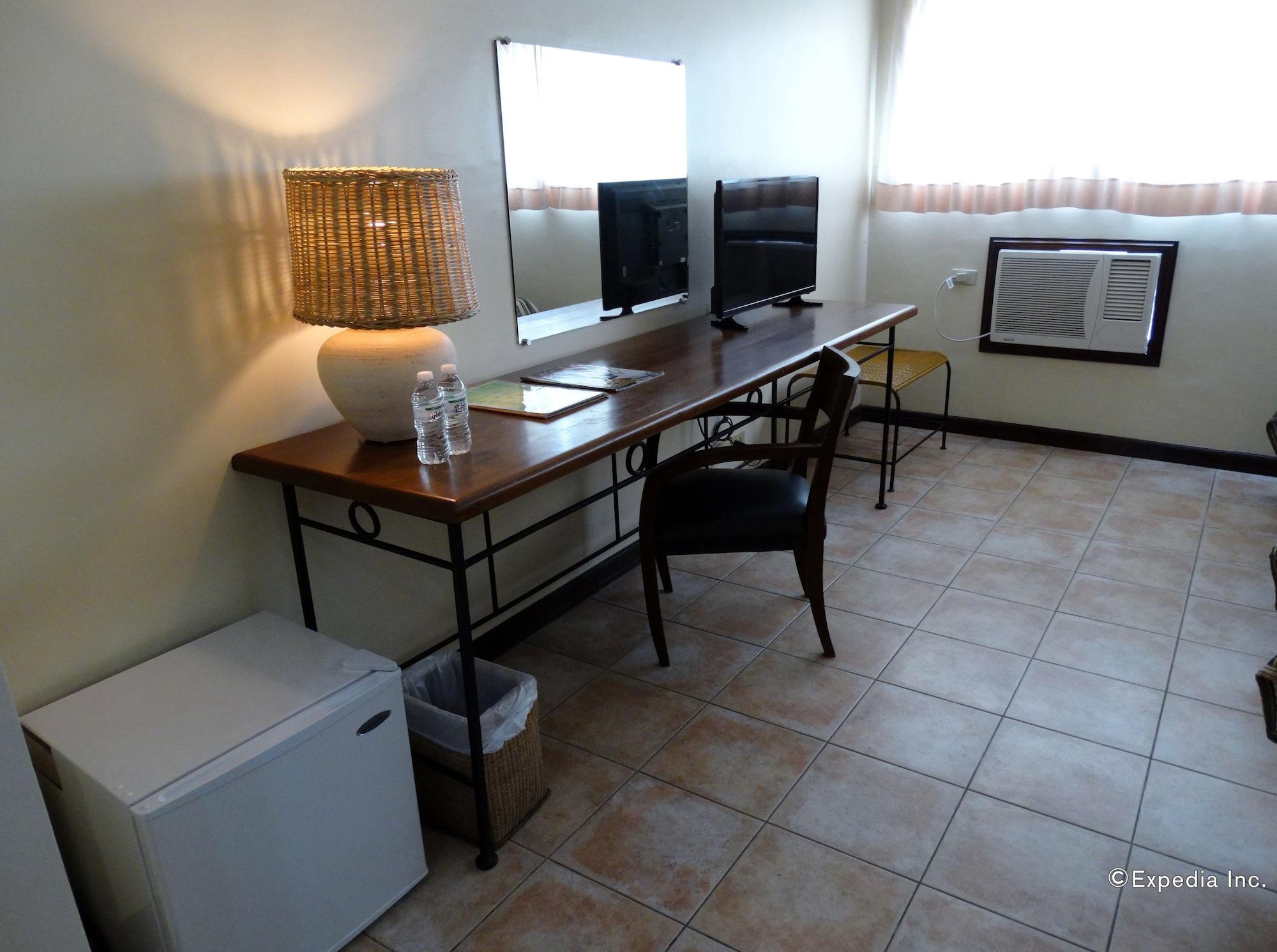 Citystate Asturias Hotel Palawan Пуэрто-Принцеса Экстерьер фото