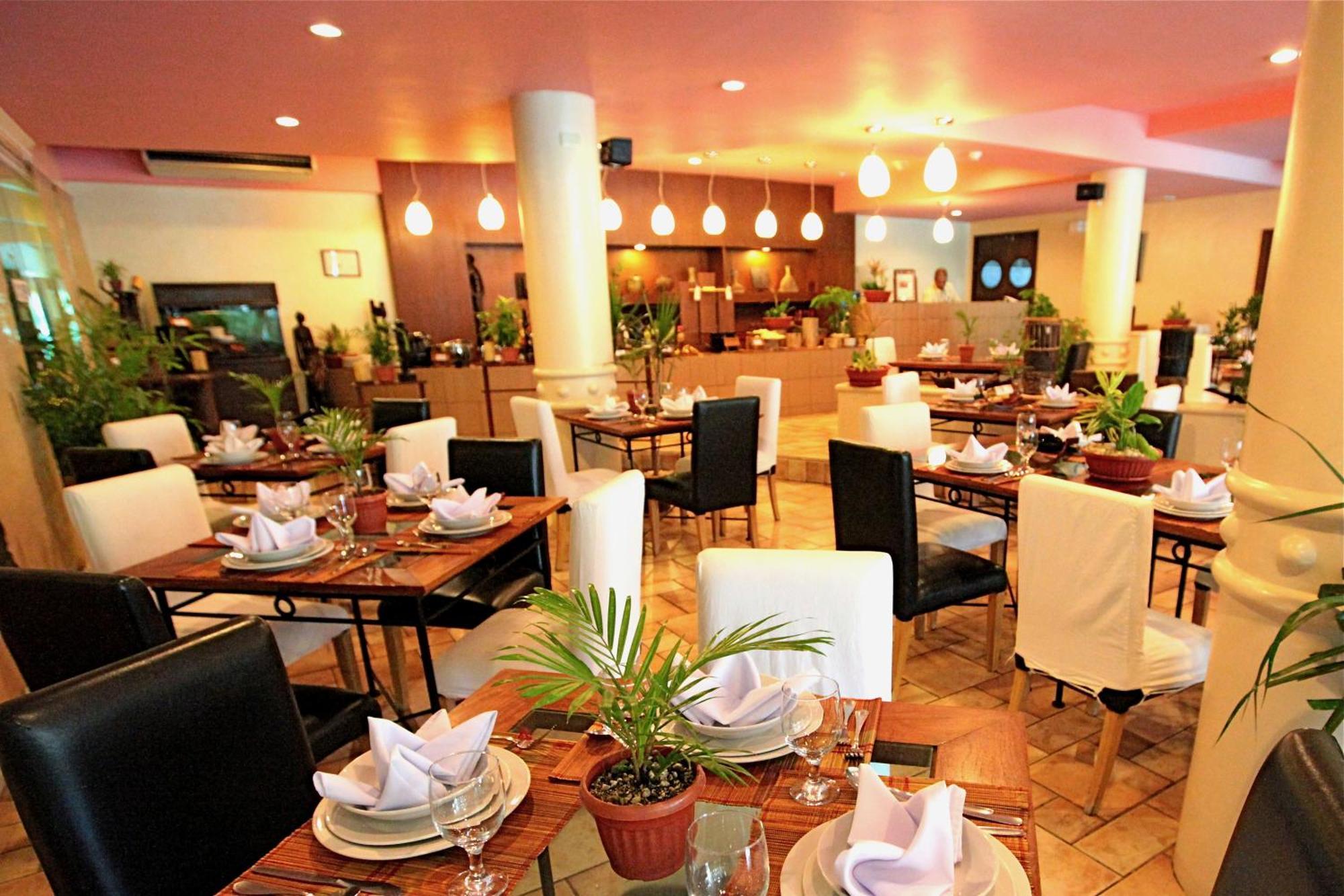 Citystate Asturias Hotel Palawan Пуэрто-Принцеса Экстерьер фото